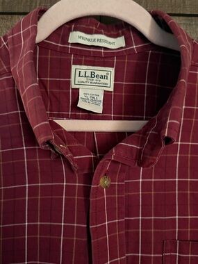 L.L. Bean Men's Wine Red Wrinkle Resistant Button-Down Shirt